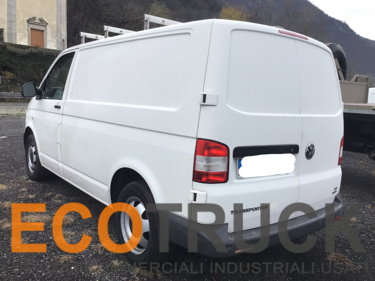 VOLKSWAGEN TRANSPORTER