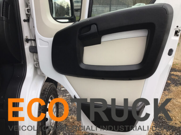 Fiat Ducato 130 Multijet 2015 porta destra