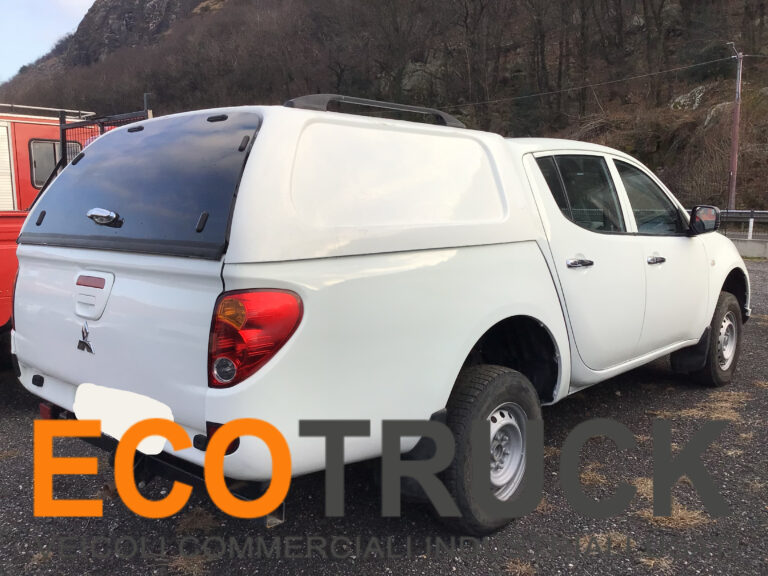 MITSUBISHI L200 2016 cassone chiuso con chiave